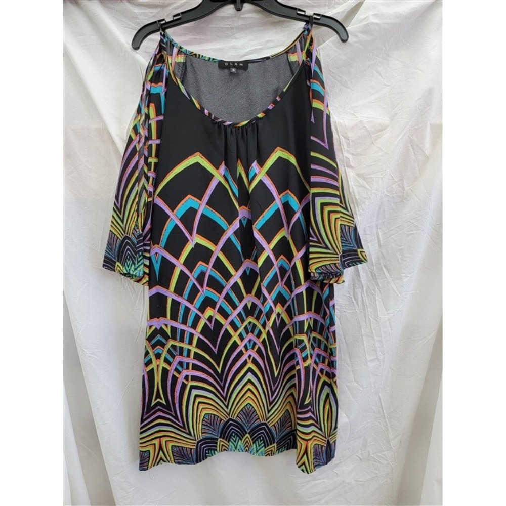 NWOT Glam Boutique M Neon Cathedral Cold Shoulder Shift Dress 123111